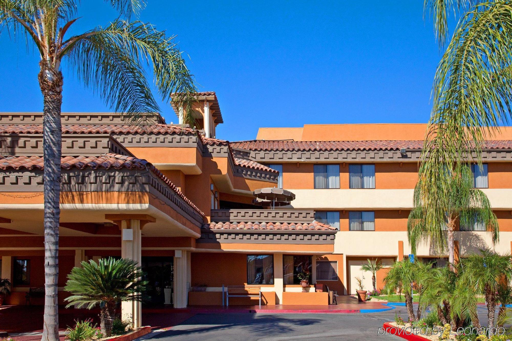 Hotel Xola Trademark Collection By Wyndham Moreno Valley Exterior photo