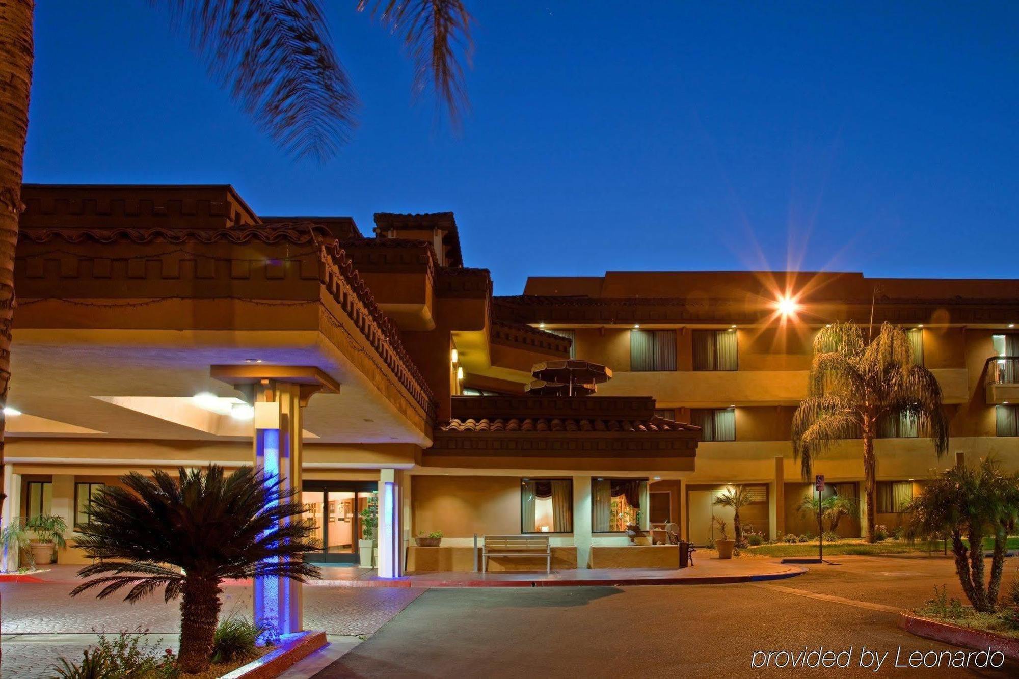 Hotel Xola Trademark Collection By Wyndham Moreno Valley Exterior photo