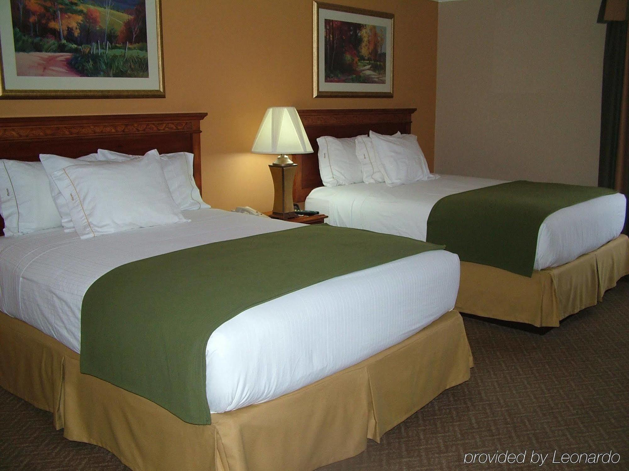 Hotel Xola Trademark Collection By Wyndham Moreno Valley Exterior photo